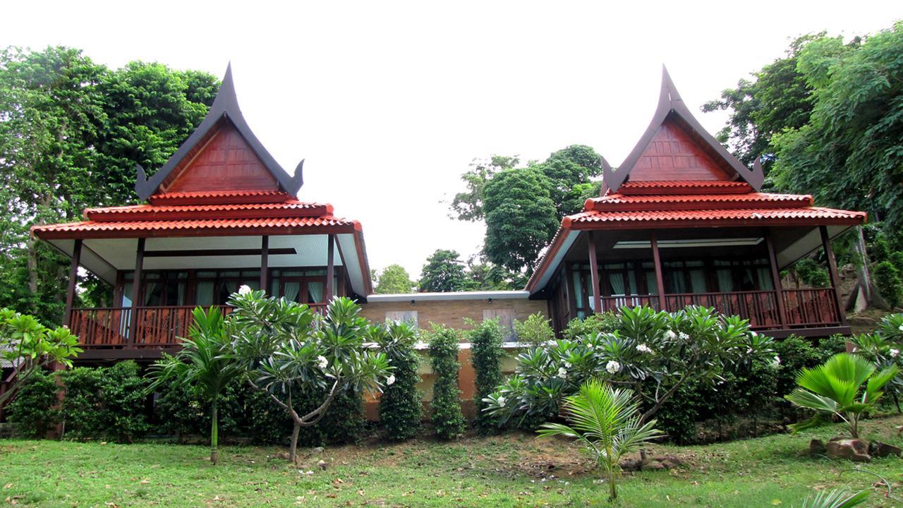 Phi Phi Natural Resort Exterior photo